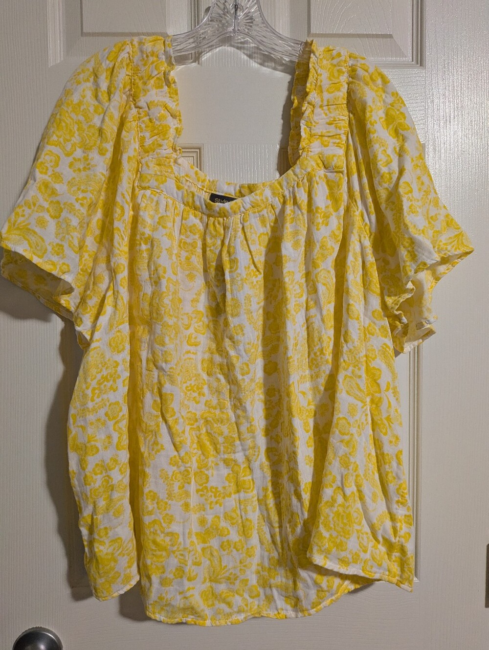 NWT Style & Co 4X Yellow Gauzy Paisley Top - Picture 2 of 6